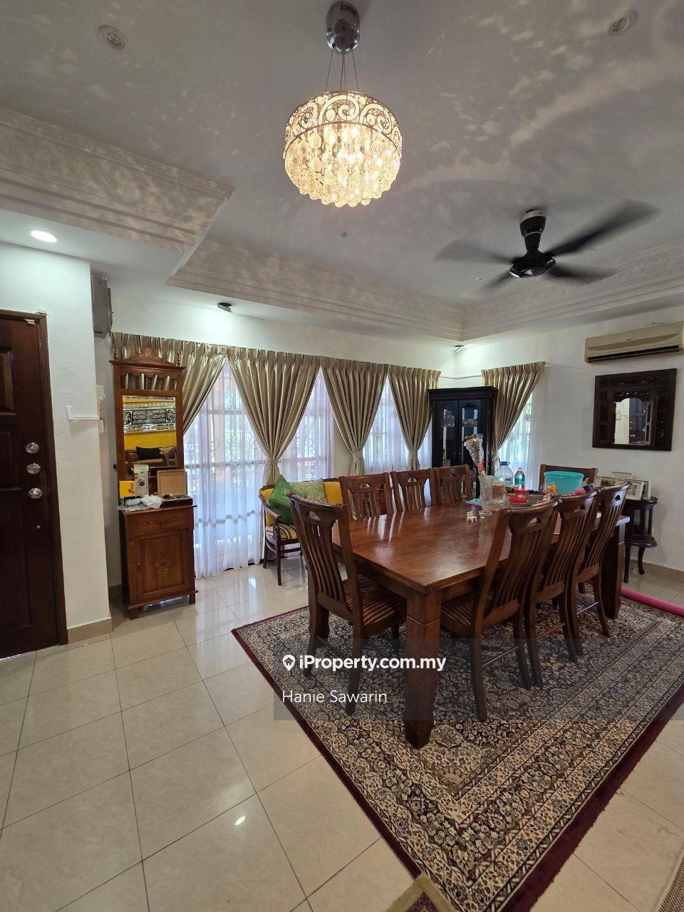 Rumah Berangkai 2 Tingkat untuk Dijual di Bukit Jelutong, Shah Alam oleh Hanie Sawarin - iProperty.com.my