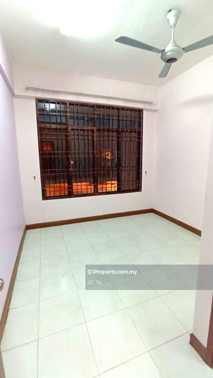 Pangsapuri untuk Dijual di Apartment Dahlia oleh JC Tai - iProperty.com.my