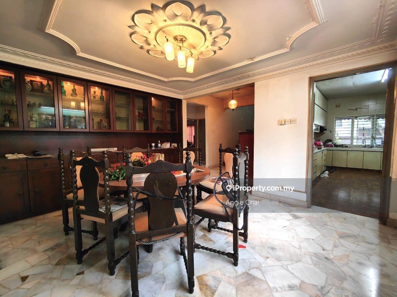 Bungalow House for Sale in SS 21, Damansara Utama, Petaling Jaya by Angie Chai - iProperty.com.my