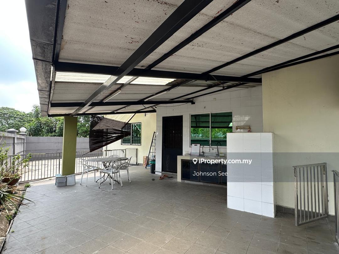 Bungalow House for Sale in Seksyen 5, Jalan Gasing, Bukit Gasing, PJ, Petaling Jaya by Johnson See - iProperty.com.my