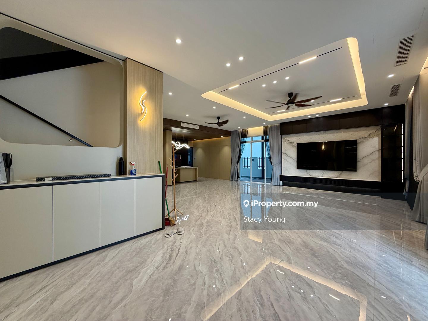 Rumah Berkembar untuk Dijual di Taman Puncak Indah, Ampang oleh Stacy Young - iProperty.com.my