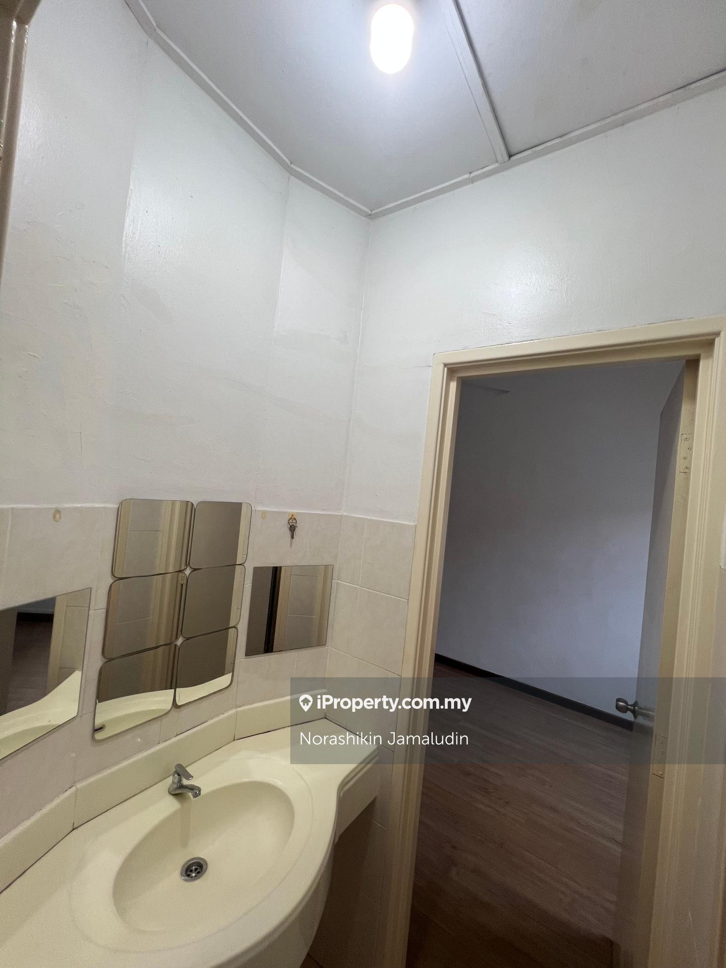 Rumah Berangkai 2 Tingkat untuk Disewa di Kota Damansara, Selangor oleh Norashikin Jamaludin - iProperty.com.my