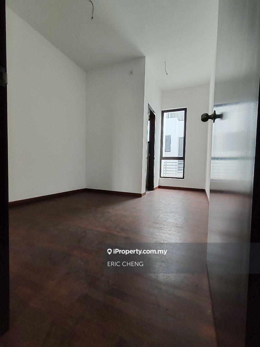 Rumah Berangkai 3 Tingkat untuk Dijual di Setia Utama, Setia Alam oleh ERIC CHENG - iProperty.com.my