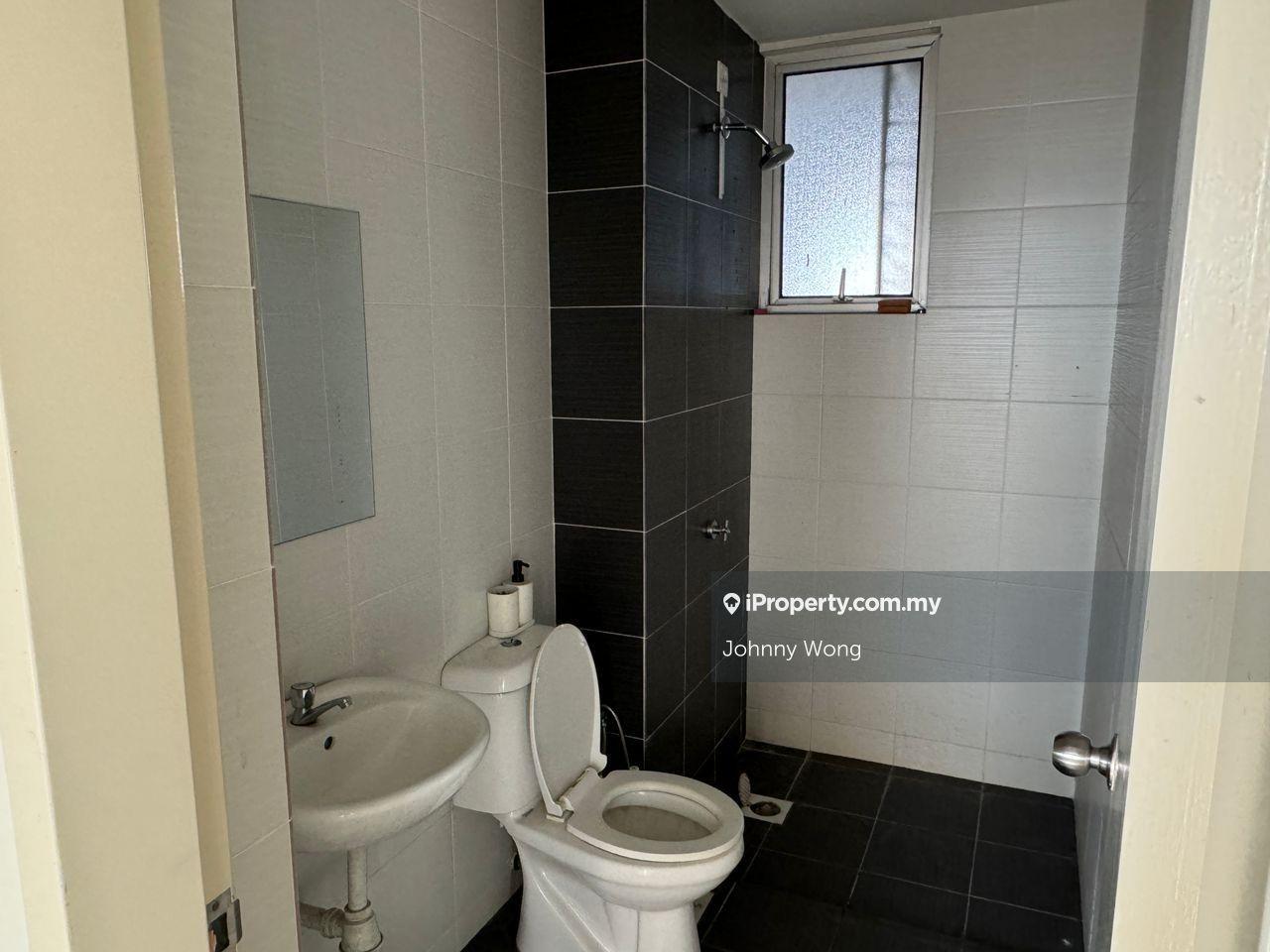 Service Residence for Sale in Maxim Residences by Johnny Wong - iProperty.com.my