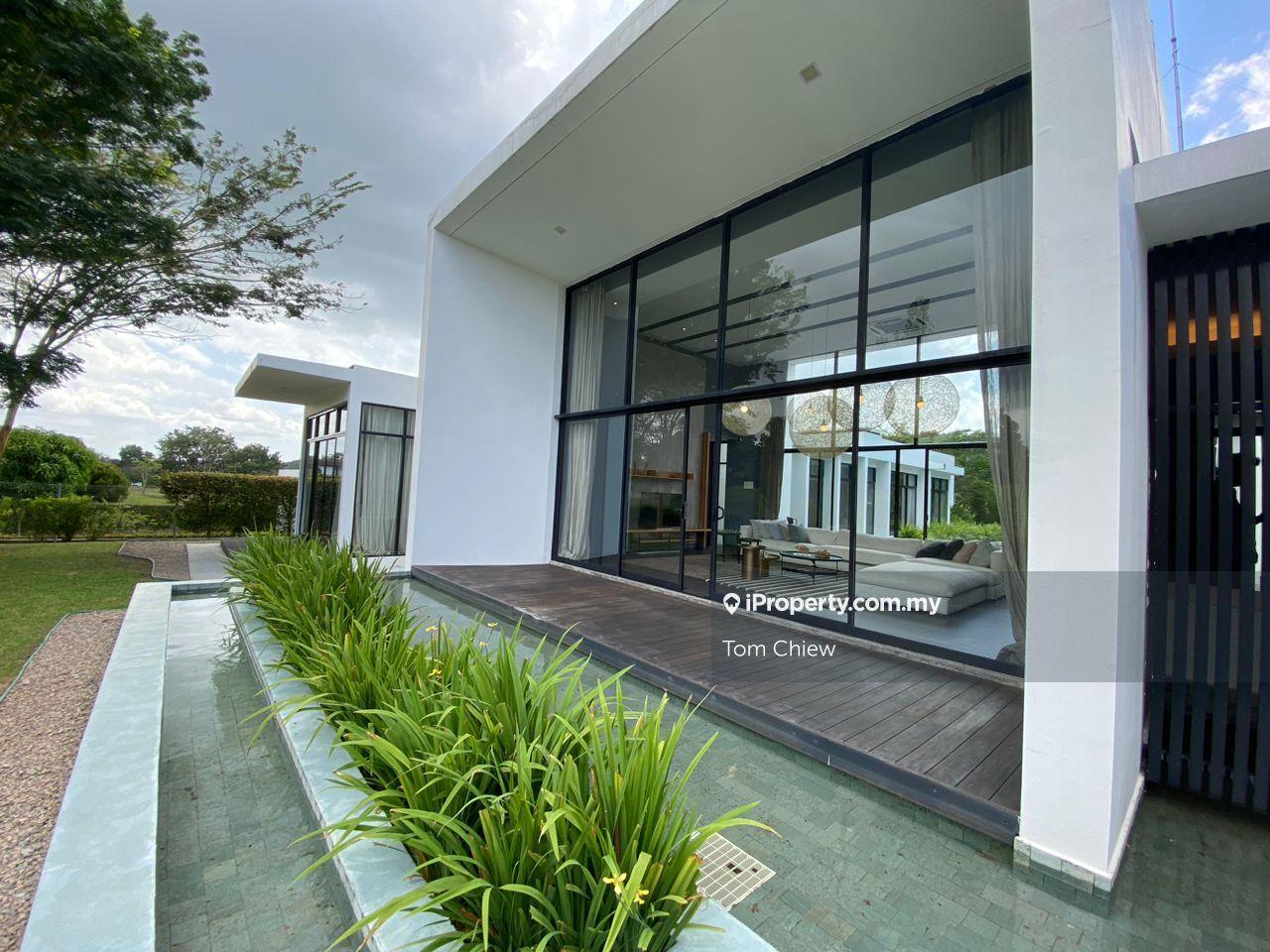 Banglo untuk Dijual di Leisure Farm, Gelang Patah oleh Tom Chiew - iProperty.com.my