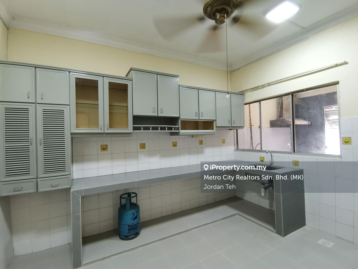 Rumah Berangkai 2 Tingkat untuk Disewa di Bandar Utama, Damansara, Petaling Jaya, Bandar Utama oleh Jordan Teh - iProperty.com.my