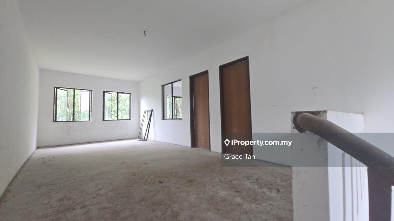 Banglo Tanah untuk Dijual di Taman Equine, Seri Kembangan oleh Grace Tan - iProperty.com.my