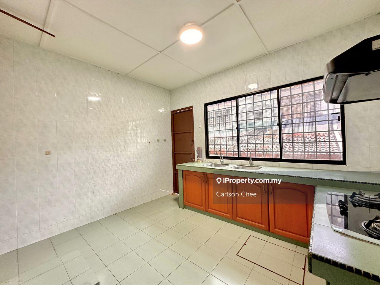 Rumah Berangkai 2 Tingkat untuk Dijual di Usj 2, Subang Jaya oleh Carlson Chee - iProperty.com.my