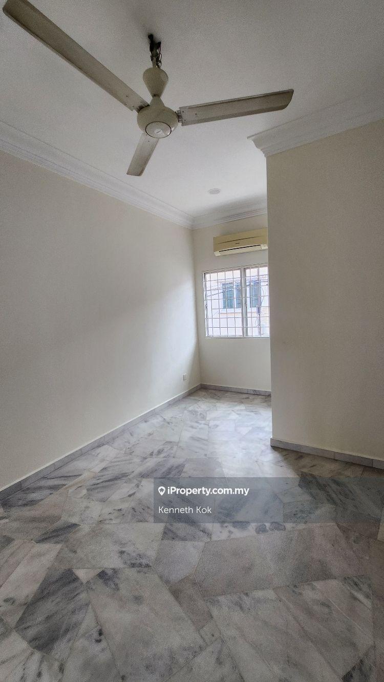 Rumah Berangkai 2.5 Tingkat untuk Dijual di Taman Puchong Impian, Puchong oleh Kenneth Kok - iProperty.com.my