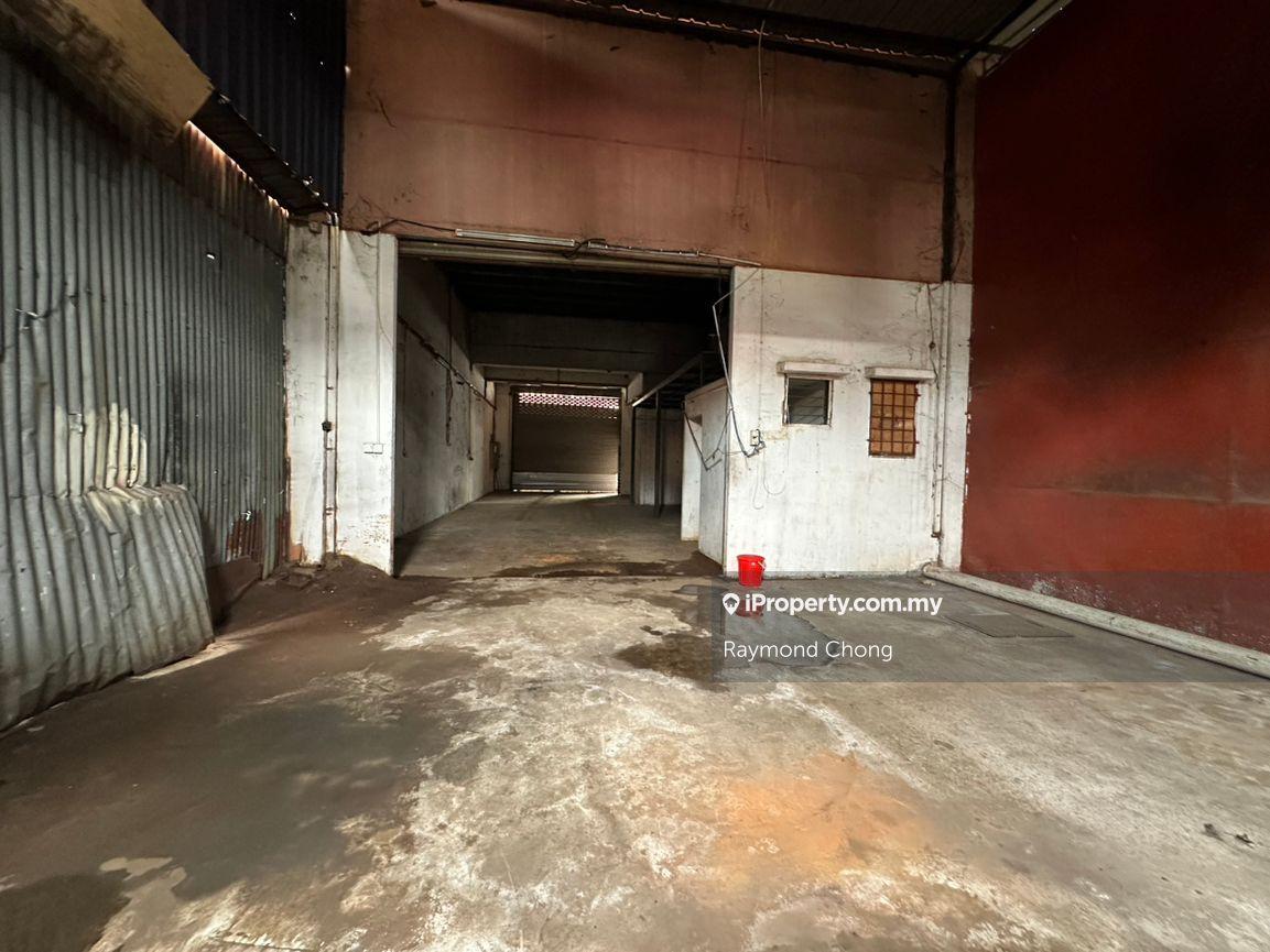 Kilang Teres untuk Disewa di Puchong TPP 1, TPP 5, TPP 6, Puchong oleh Raymond Chong - iProperty.com.my