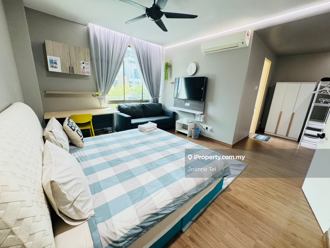 Rumah Berangkai 3 Tingkat untuk Dijual di Lake Point Residence, Cyberjaya oleh Joanne Tei - iProperty.com.my