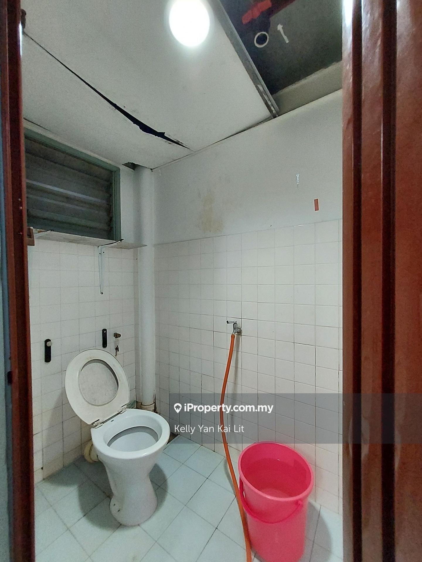 Shop-Office for Sale in Pandan Jaya, Ampang by Kelly Yan Kai Lit - iProperty.com.my