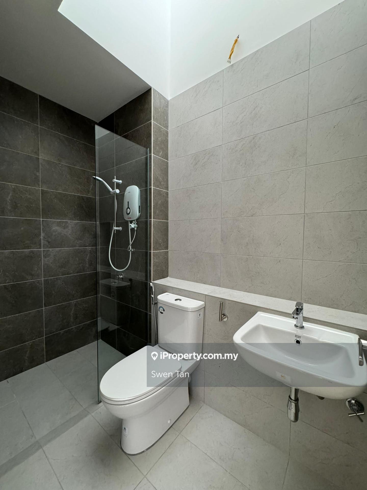 Rumah Berangkai 2 Tingkat untuk Dijual di Bandar Tropicana Aman, Telok Panglima Garang oleh Swen Tan - iProperty.com.my