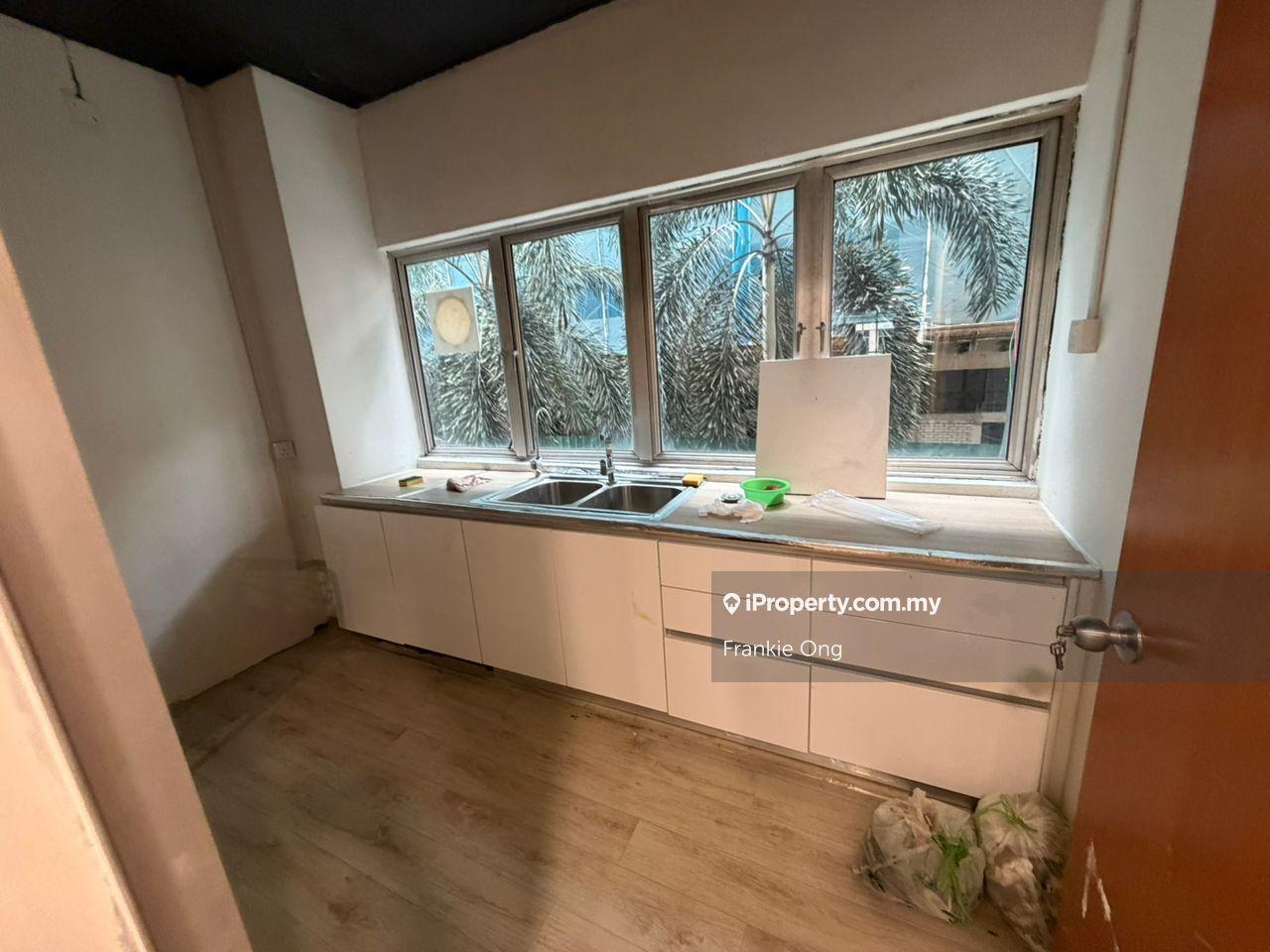 Pejabat untuk Disewa di Old Klang Road, Kuchai Lama oleh Frankie Ong - iProperty.com.my