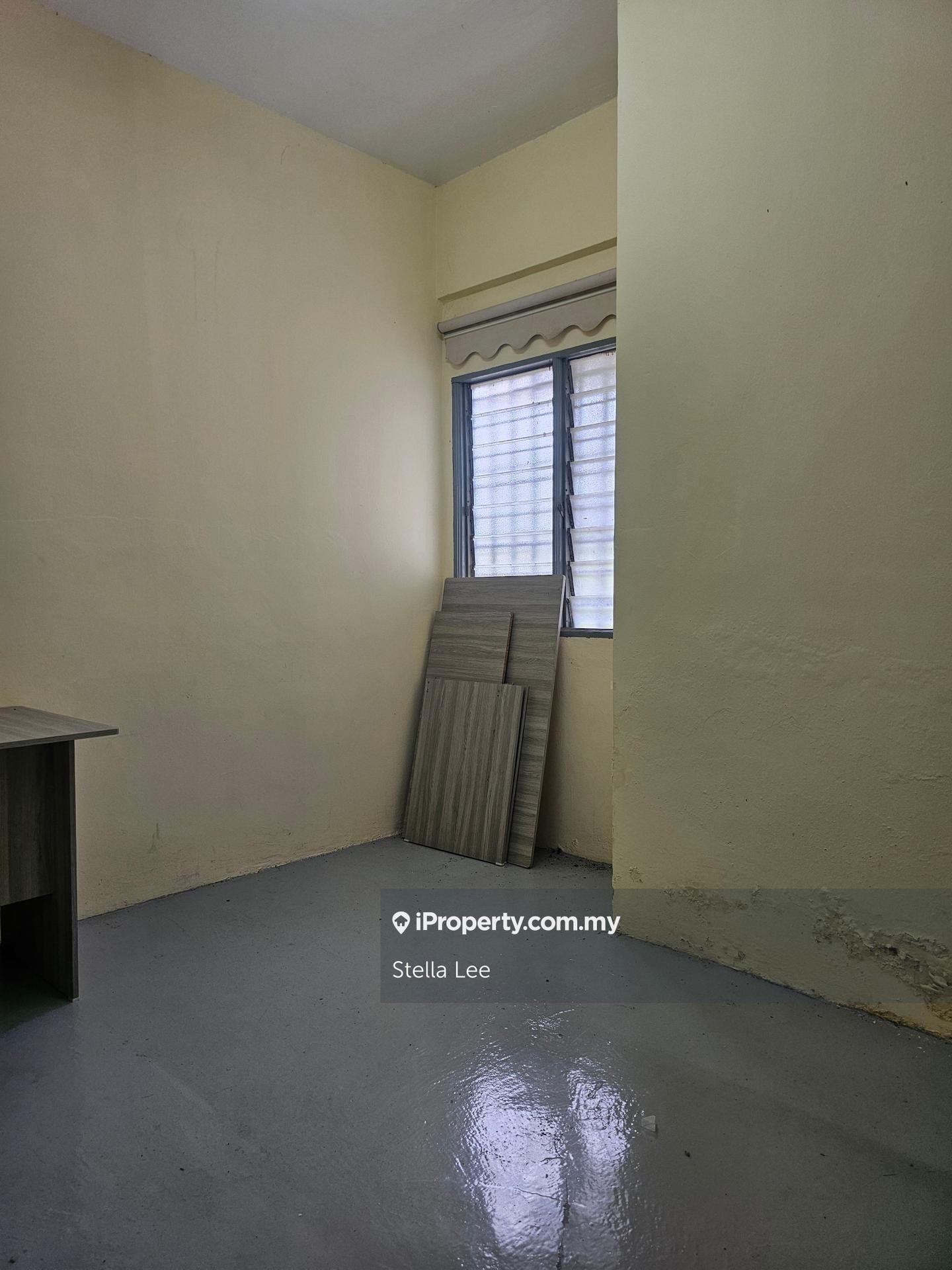 Rumah Berangkai 2 Tingkat untuk Dijual di Bandar Mahkota Cheras, Cheras oleh Stella Lee - iProperty.com.my