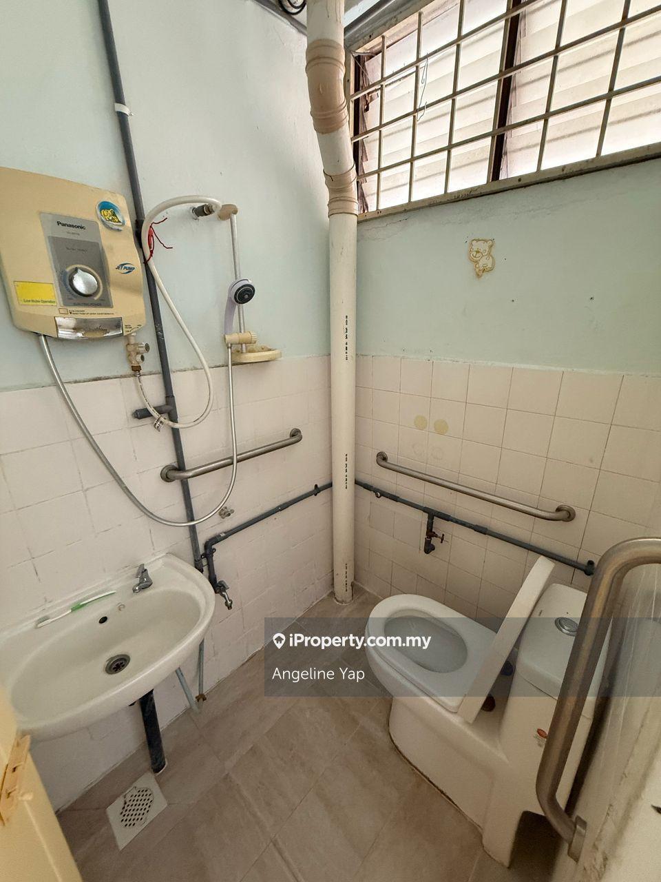 2-storey Terraced House for Sale in Taman Baiduri, Seremban by Angeline Yap - iProperty.com.my
