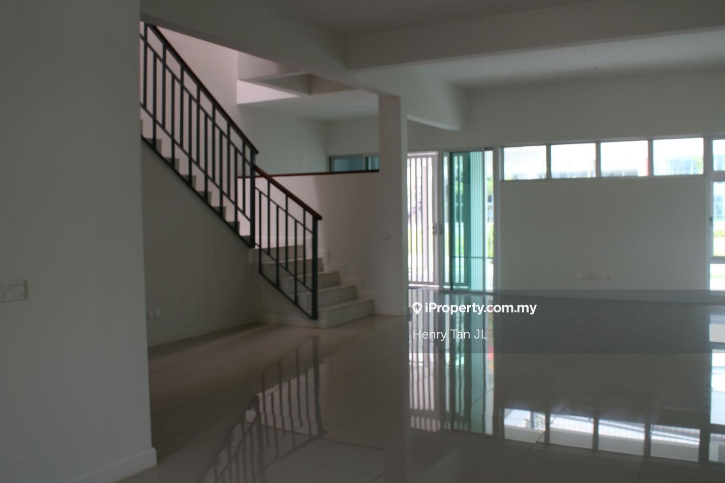 Rumah Berangkai 2 Tingkat untuk Dijual di Chimes , Bandar Rimbayu, Telok Panglima Garang oleh Henry Tan JL - iProperty.com.my