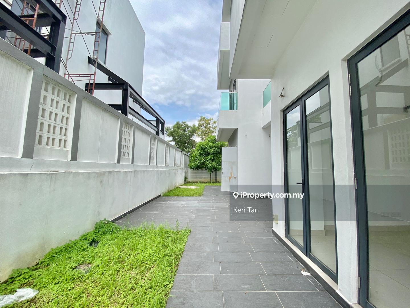 Bungalow House for Sale in Seksyen 13, Shah Alam by Ken Tan - iProperty.com.my