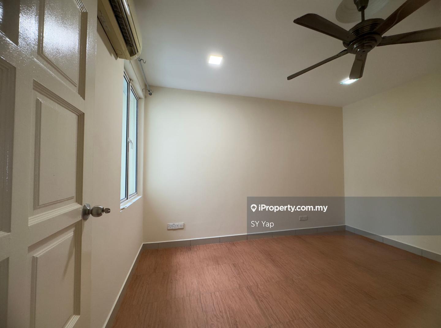 Rumah Berangkai 3 Tingkat untuk Disewa di Adiva Courtyard Desa Parkcity, Desa Parkcity oleh SY Yap - iProperty.com.my