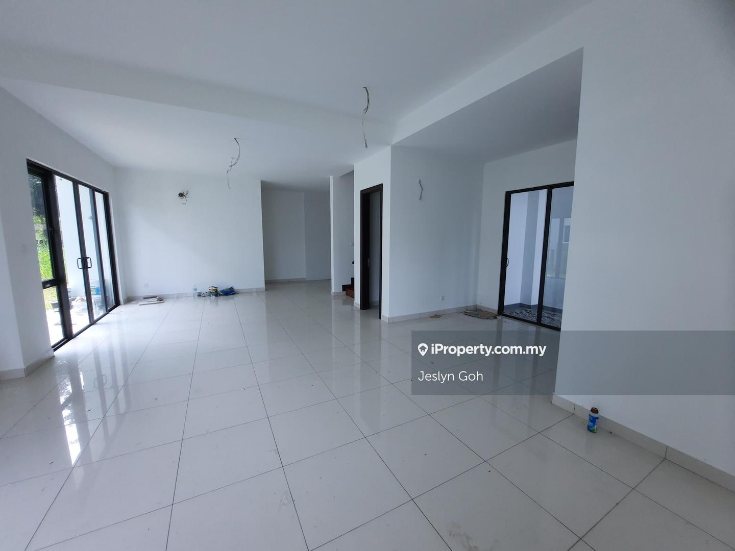 Rumah Berkembar untuk Dijual di Setia Eco Glades, Lepironia Garden, Cyberjaya oleh Jeslyn Goh - iProperty.com.my