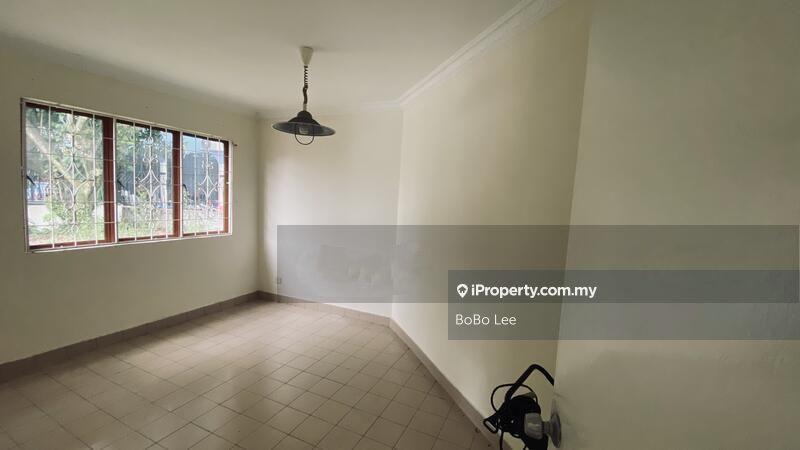 Bungalow House for Sale in Taman Overseas Union (Taman Oug), Jalan Klang Lama (Old Klang Road) by BoBo Lee - iProperty.com.my