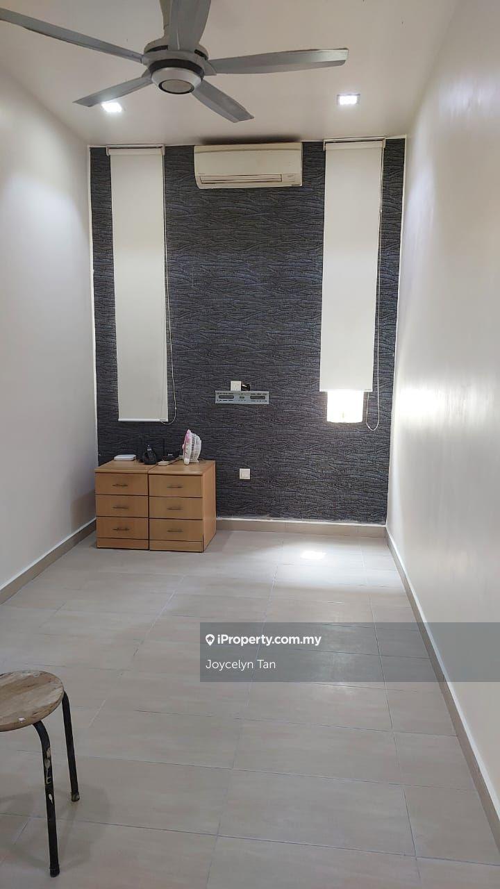 Banglo untuk Dijual di Kota Bayuemas, Klang oleh Joycelyn Tan - iProperty.com.my