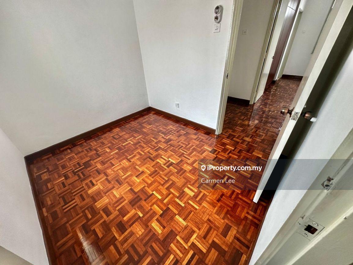 Rumah Berangkai 2 Tingkat untuk Dijual di Usj 14, Subang Jaya oleh Carmen Lee - iProperty.com.my