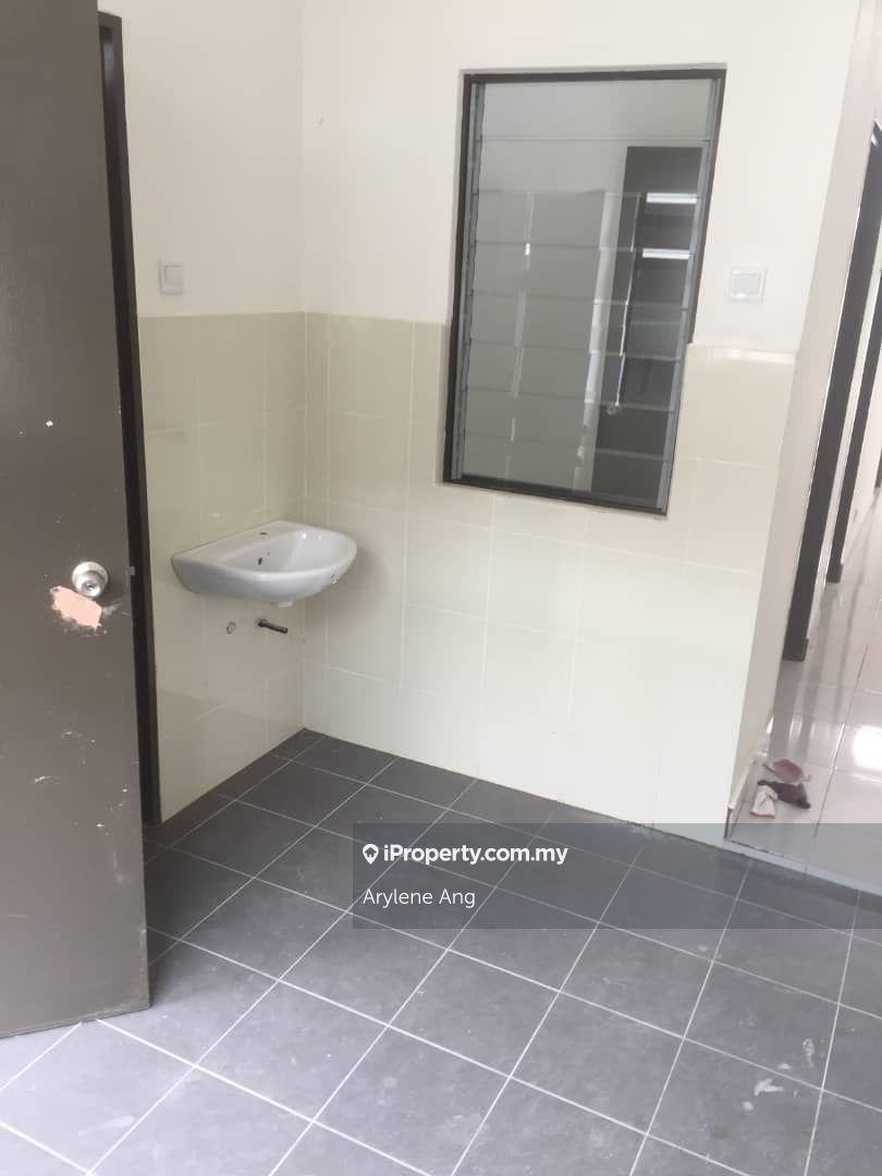 Rumah Teres untuk Disewa di Bandar Putera 2, Klang oleh Arylene Ang - iProperty.com.my