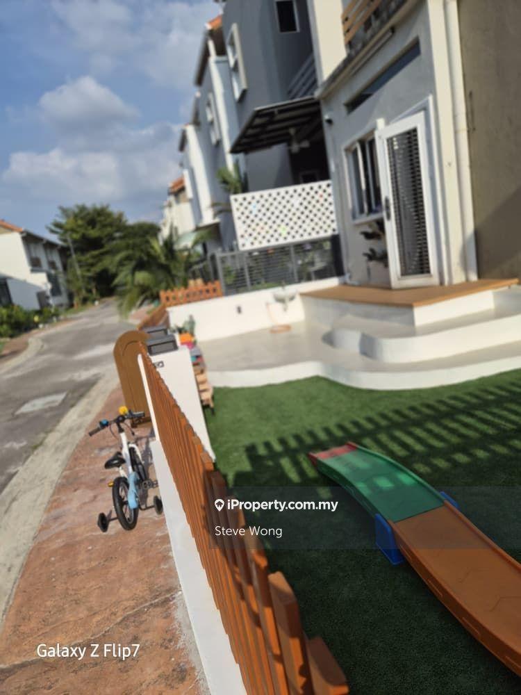 Terraced House for Sale in Temasya Glenmarie, Glenmarie by Steve Wong - iProperty.com.my
