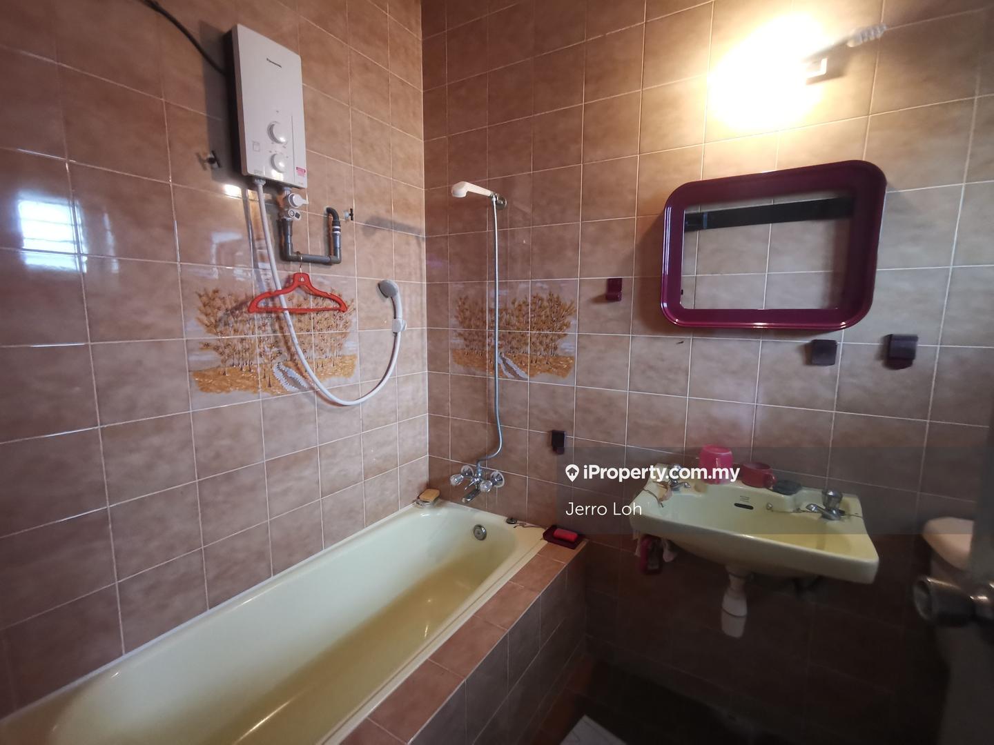 Bungalow House for Sale in ss 21, Petaling Jaya by Jerro Loh - iProperty.com.my