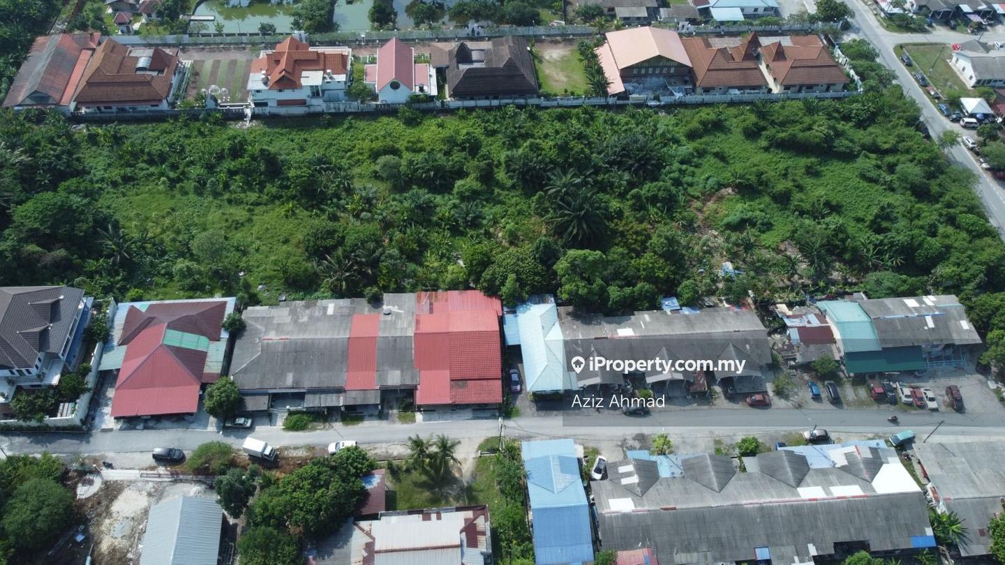 Tanah Pertanian untuk Dijual di Bukit Lanchung, Puchong oleh Aziz Ahmad - iProperty.com.my