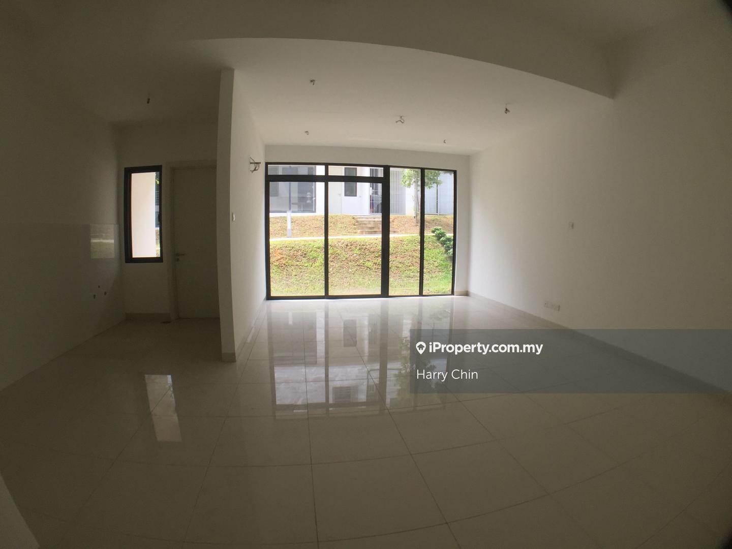 Rumah Berangkai 2 Tingkat untuk Dijual di Rawang LakeClub ParkHome, Rawang, park home, Rawang oleh Harry Chin - iProperty.com.my