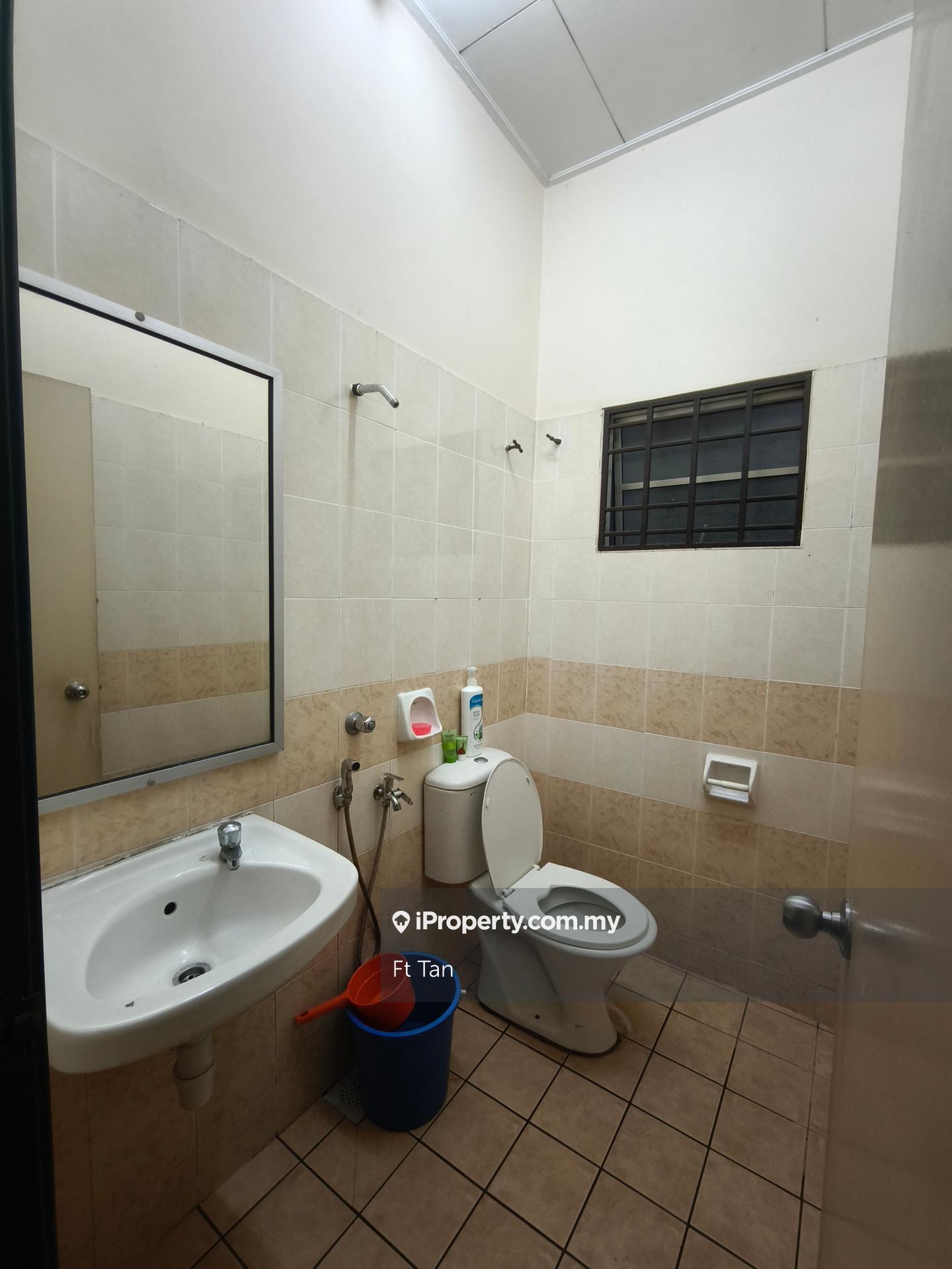 1-storey Terraced House for Sale in Bandar Bukit Raja, Klang by Ft Tan - iProperty.com.my