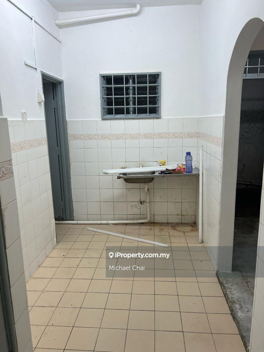 Flat for Rent in Sri Begonia by Michael Chai - iProperty.com.my