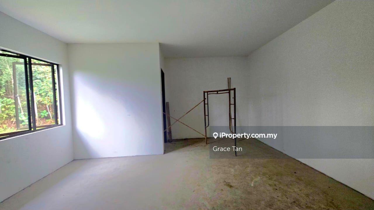 Banglo Tanah untuk Dijual di Taman Equine, Seri Kembangan oleh Grace Tan - iProperty.com.my