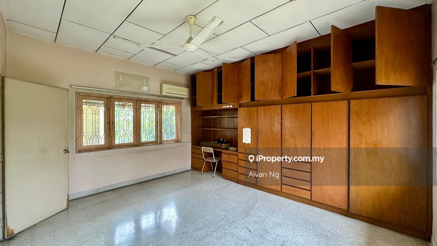 Bungalow House for Sale in Taman Lucky, Bangsar by Aivan Ng - iProperty.com.my