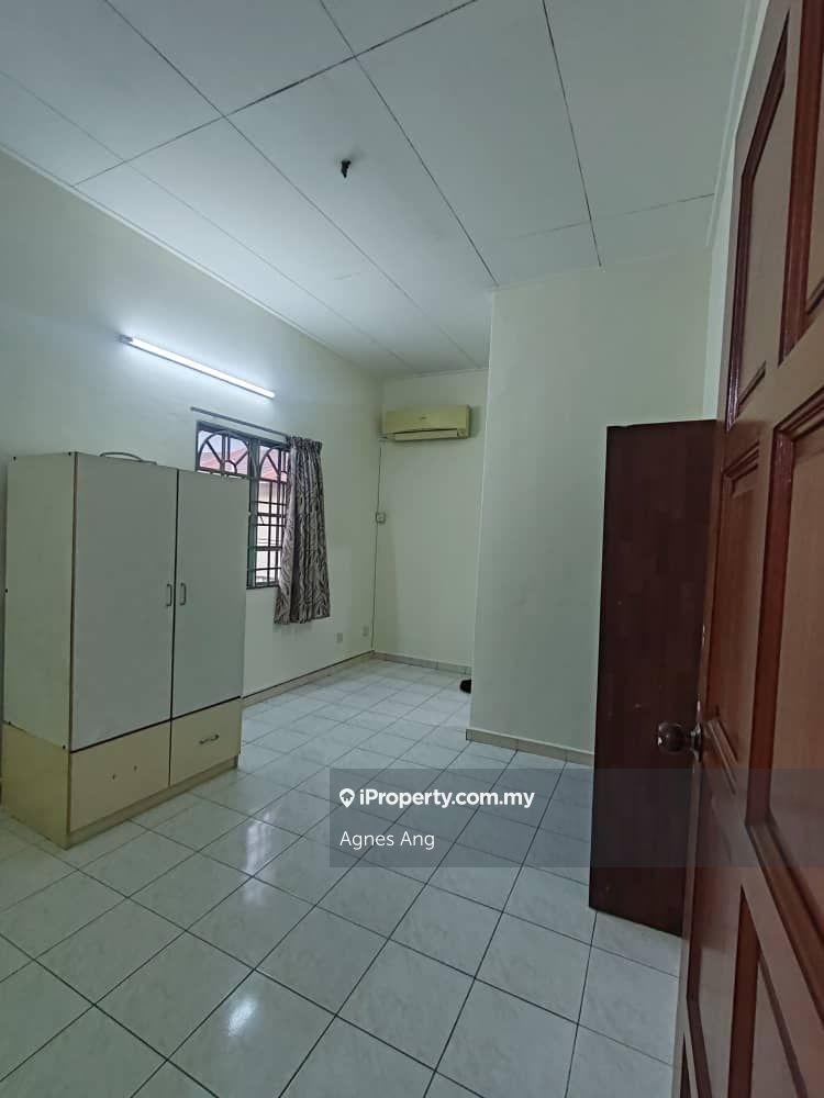 Rumah Berangkai 2 Tingkat untuk Dijual di Kota Pendamar, Klang oleh Agnes Ang - iProperty.com.my