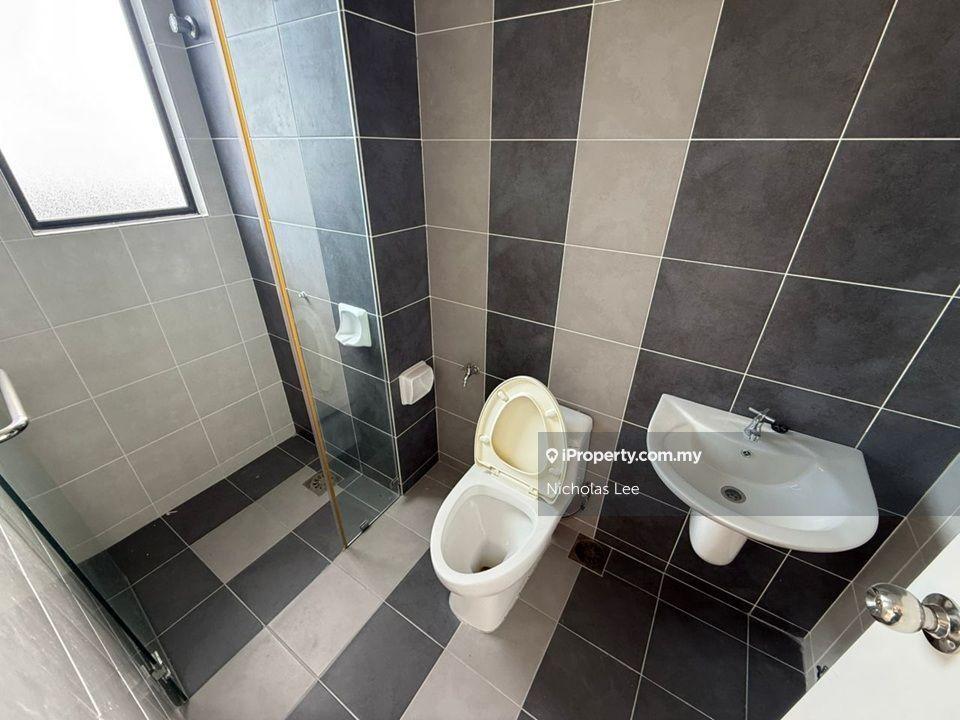 Condominium for Sale in Upper East @ Tiger Lane by Nicholas Lee - iProperty.com.my