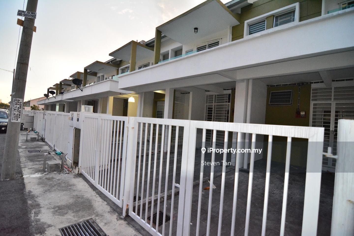 Townhouse for Sale in Bandar Saujana Putra, Tanjong Duabelas by Steven Tan - iProperty.com.my