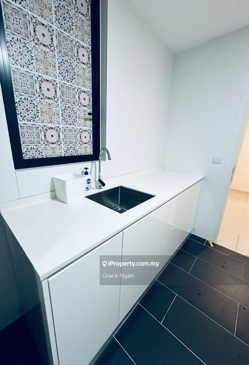 Residensi Servis untuk Dijual di SqWhere Service Apartments oleh Grace Ngan - iProperty.com.my