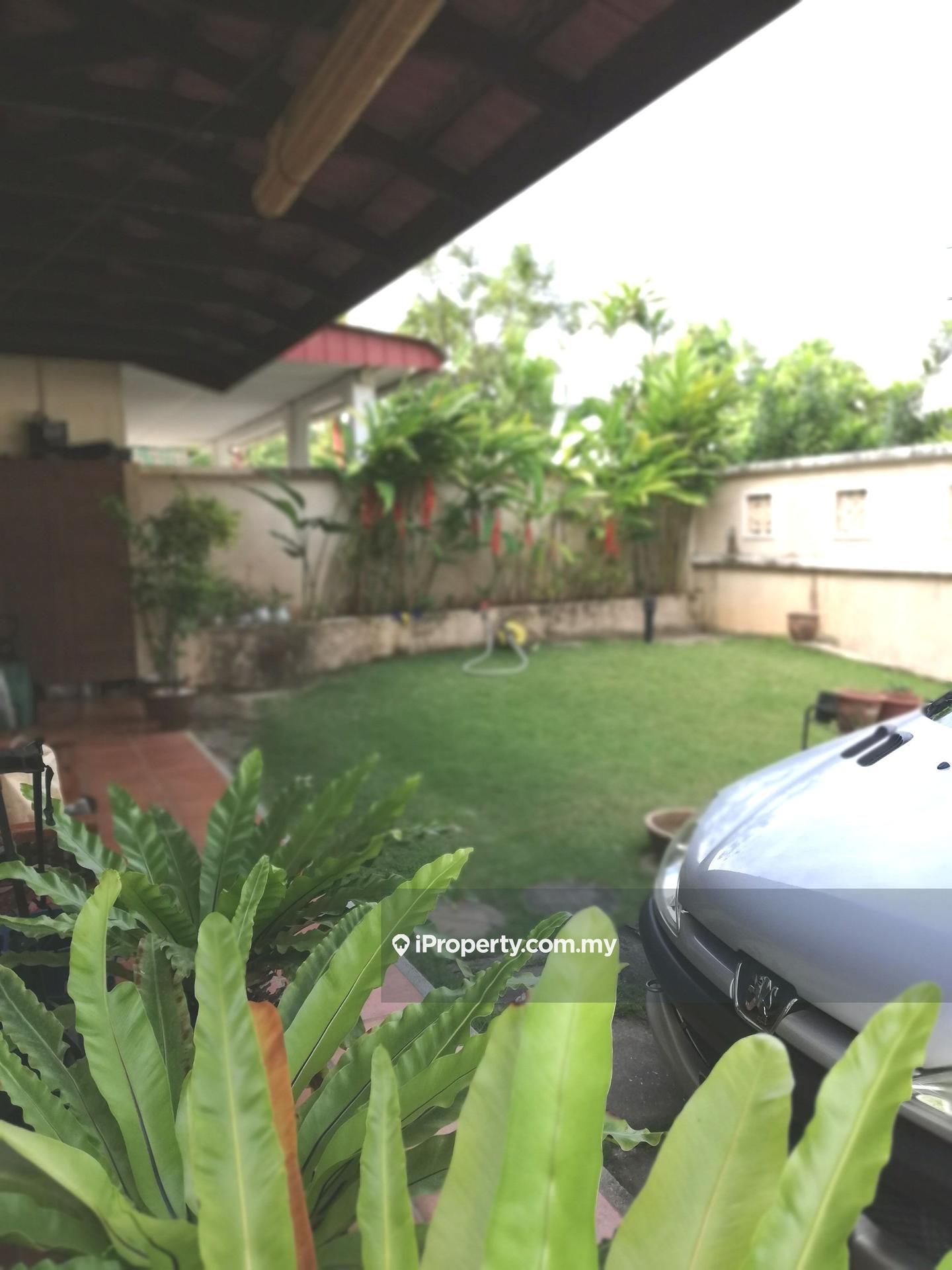 Rumah Berkembar untuk Dijual di Brown Garden, Gelugor oleh Josephine Khoo - iProperty.com.my