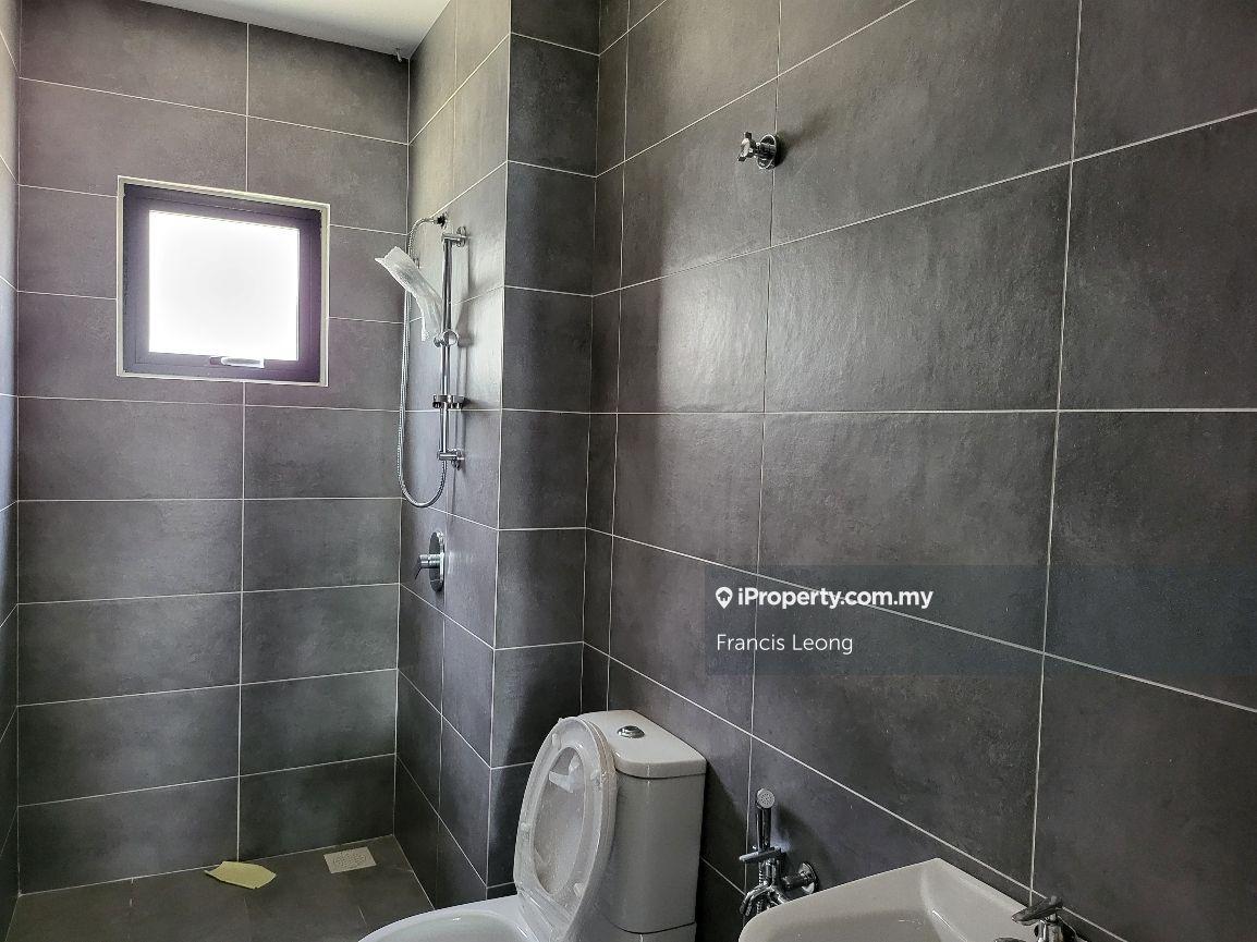 Rumah Berangkai 3 Tingkat untuk Dijual di Batu 9, Cheras oleh Francis Leong - iProperty.com.my