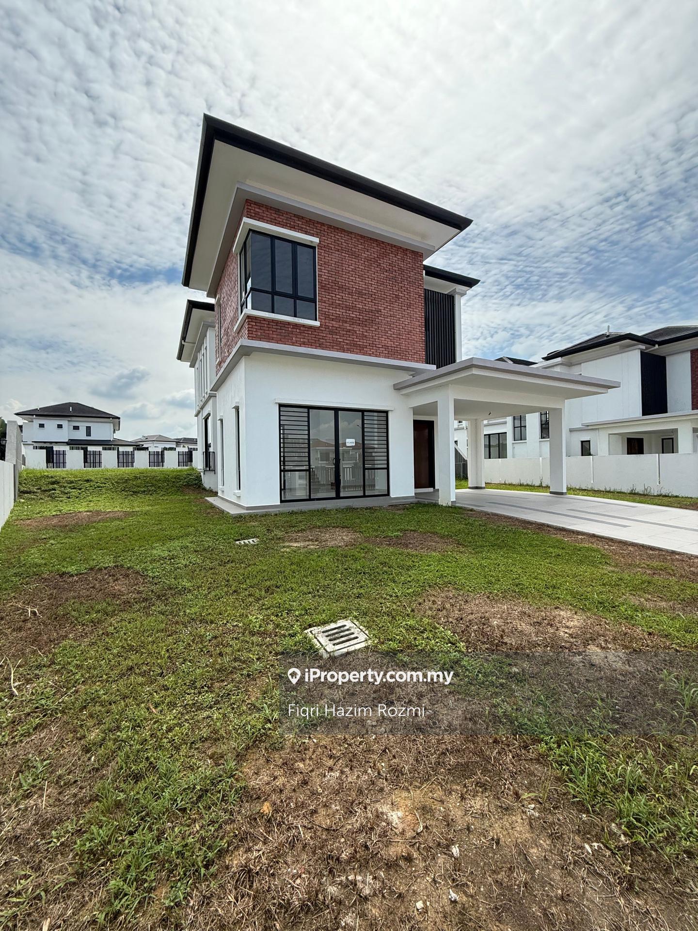 Bungalow House for Sale in Alam Sari, Bangi by Fiqri Hazim Rozmi - iProperty.com.my