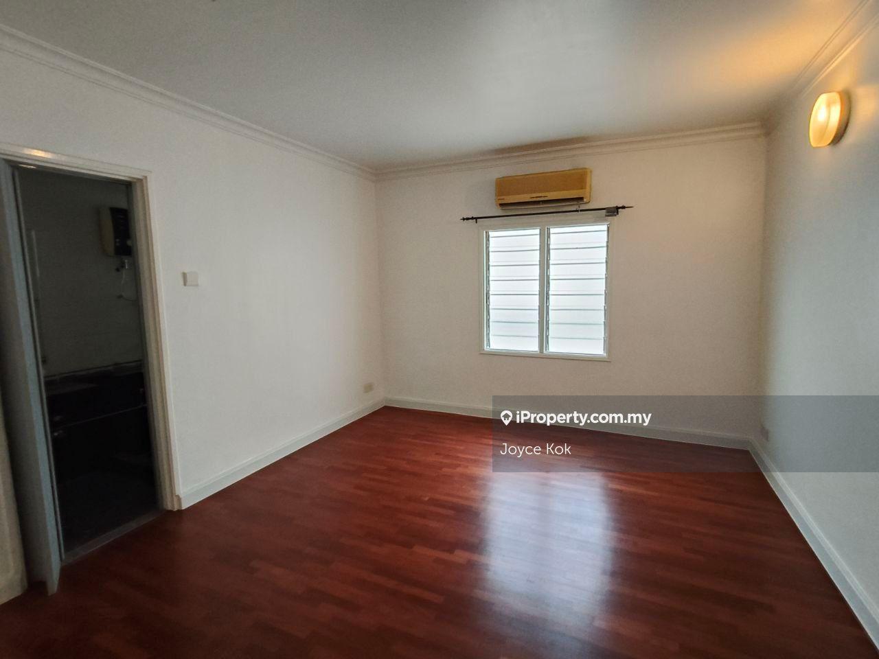 Rumah Berangkai 2 Tingkat untuk Dijual di Usj 5, Subang Jaya oleh Joyce Kok - iProperty.com.my