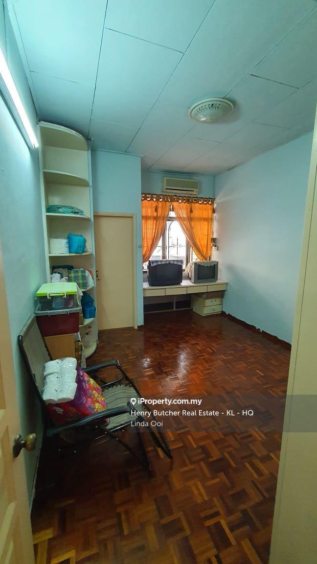 3-storey Terraced House for Sale in Dataran Ukay, Ampang by Linda Ooi - iProperty.com.my