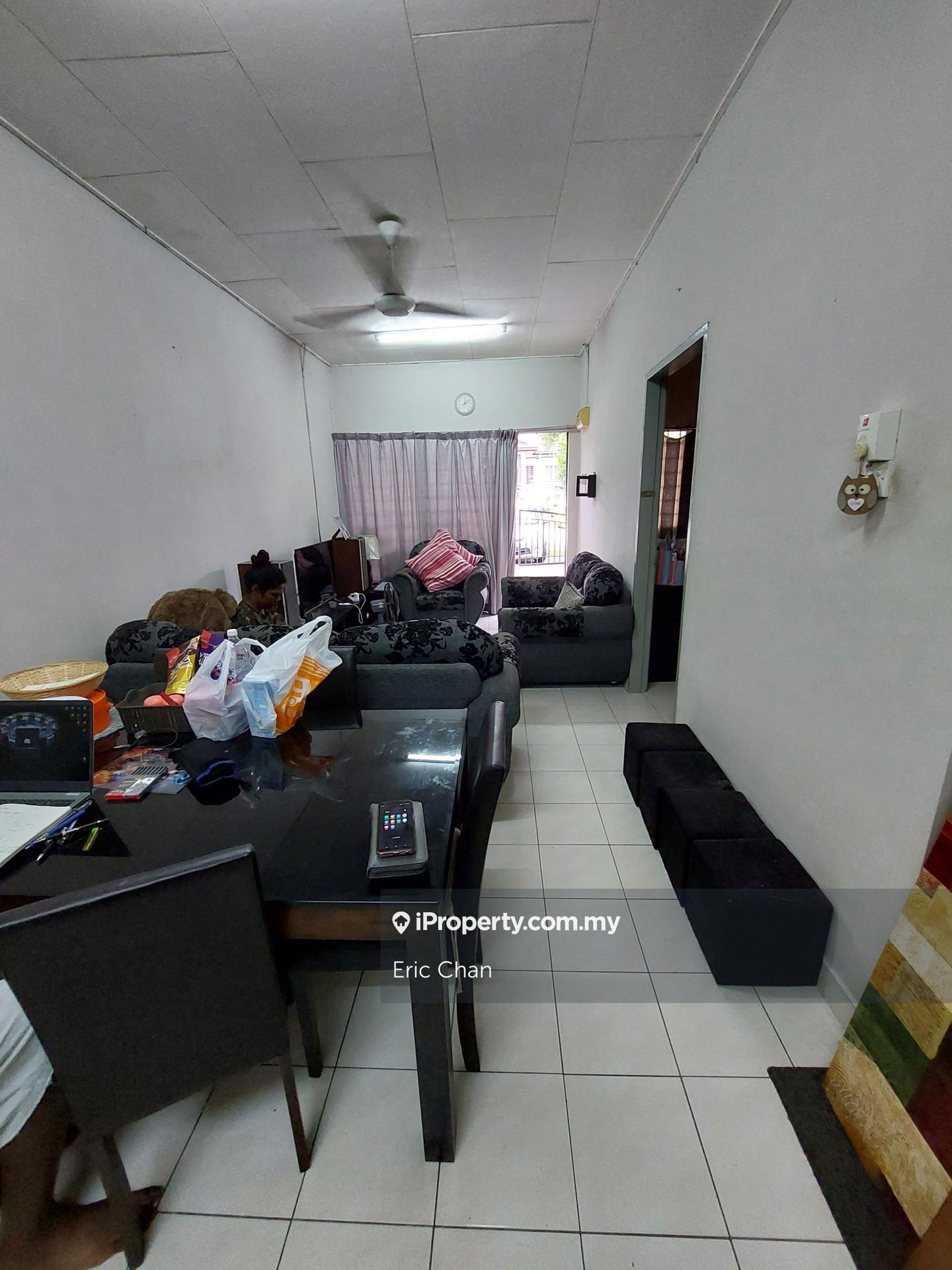 Rumah Berangkai 2 Tingkat untuk Dijual di Taman Puncak Jalil, Seri Kembangan oleh Eric Chan - iProperty.com.my