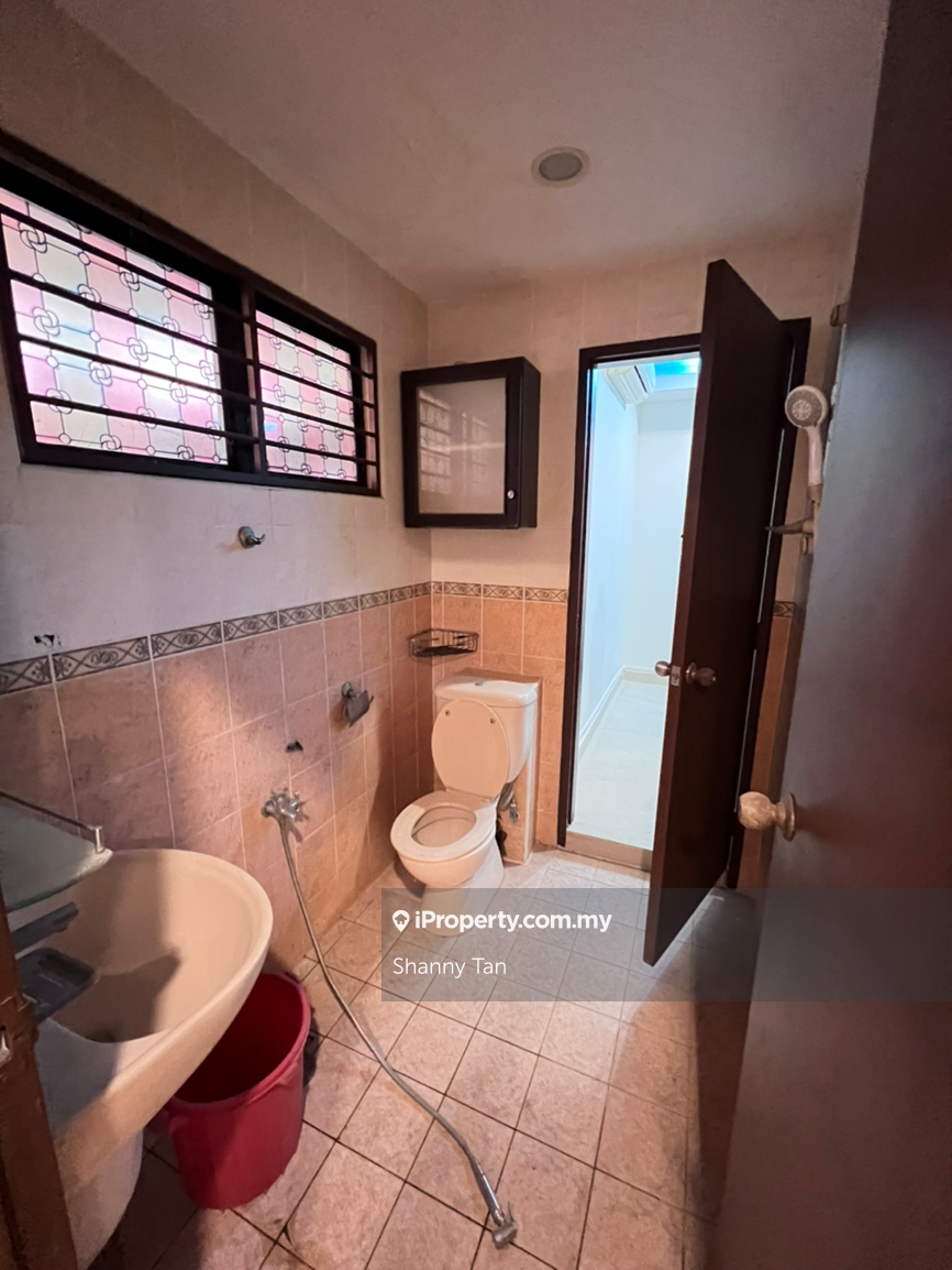 2-storey Terraced House for Sale in SL4, Bandar Sungai Long, Bandar Sungai Long by Shanny Tan - iProperty.com.my