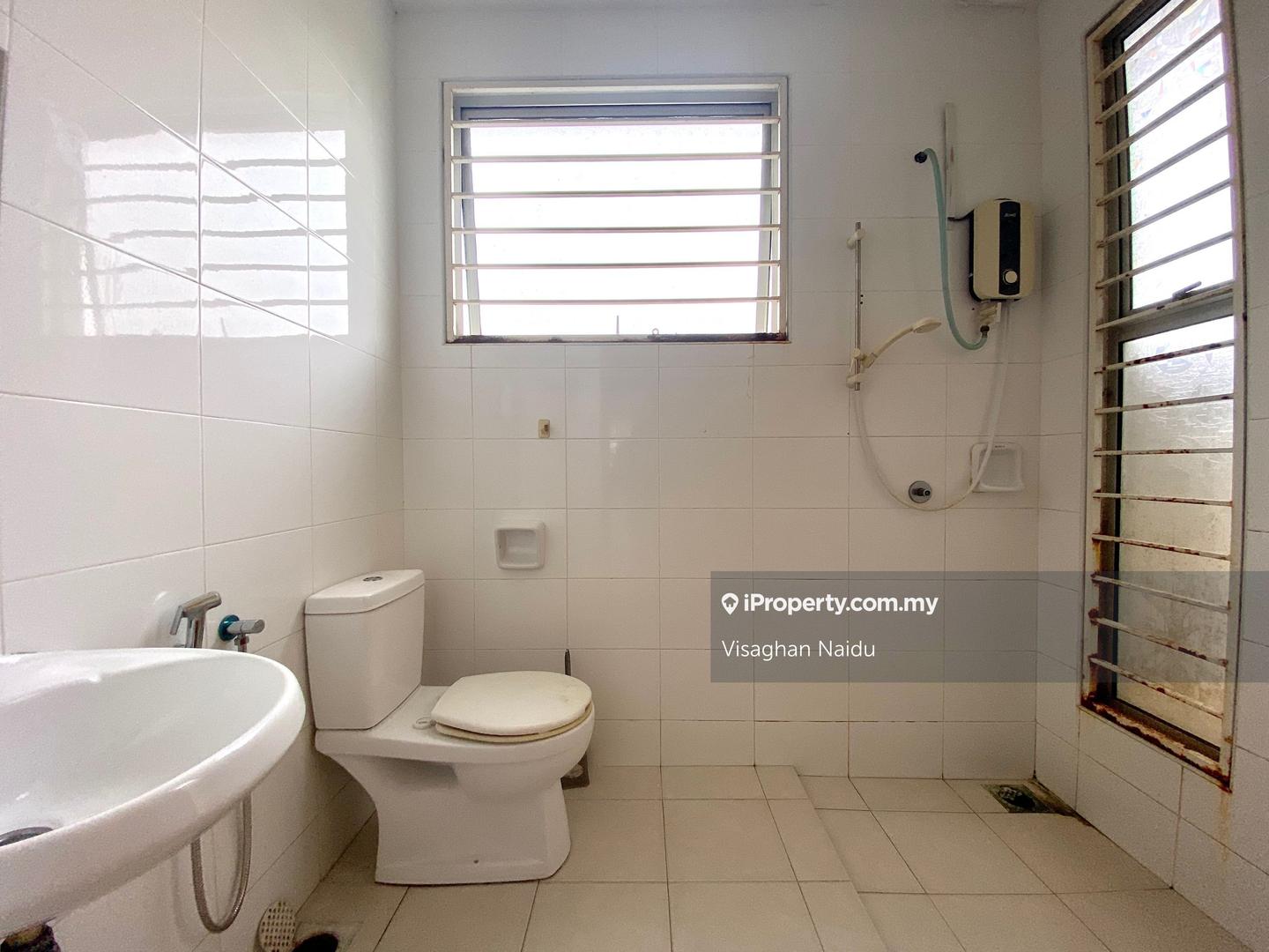 Rumah Berkembar untuk Dijual di Taman Anggun, Rawang oleh Visaghan Naidu - iProperty.com.my