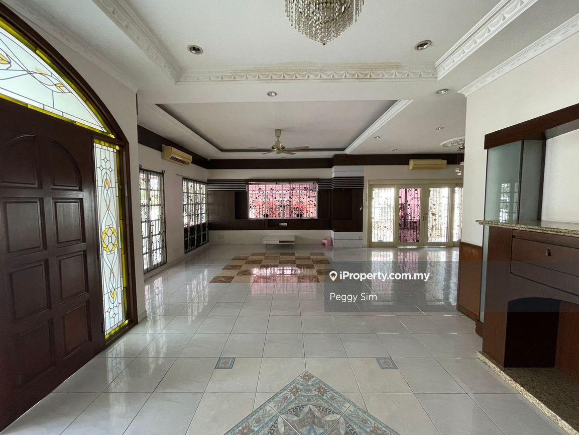 Rumah Berkembar untuk Dijual di Bandar Puteri Puchong, Puchong oleh Peggy Sim - iProperty.com.my