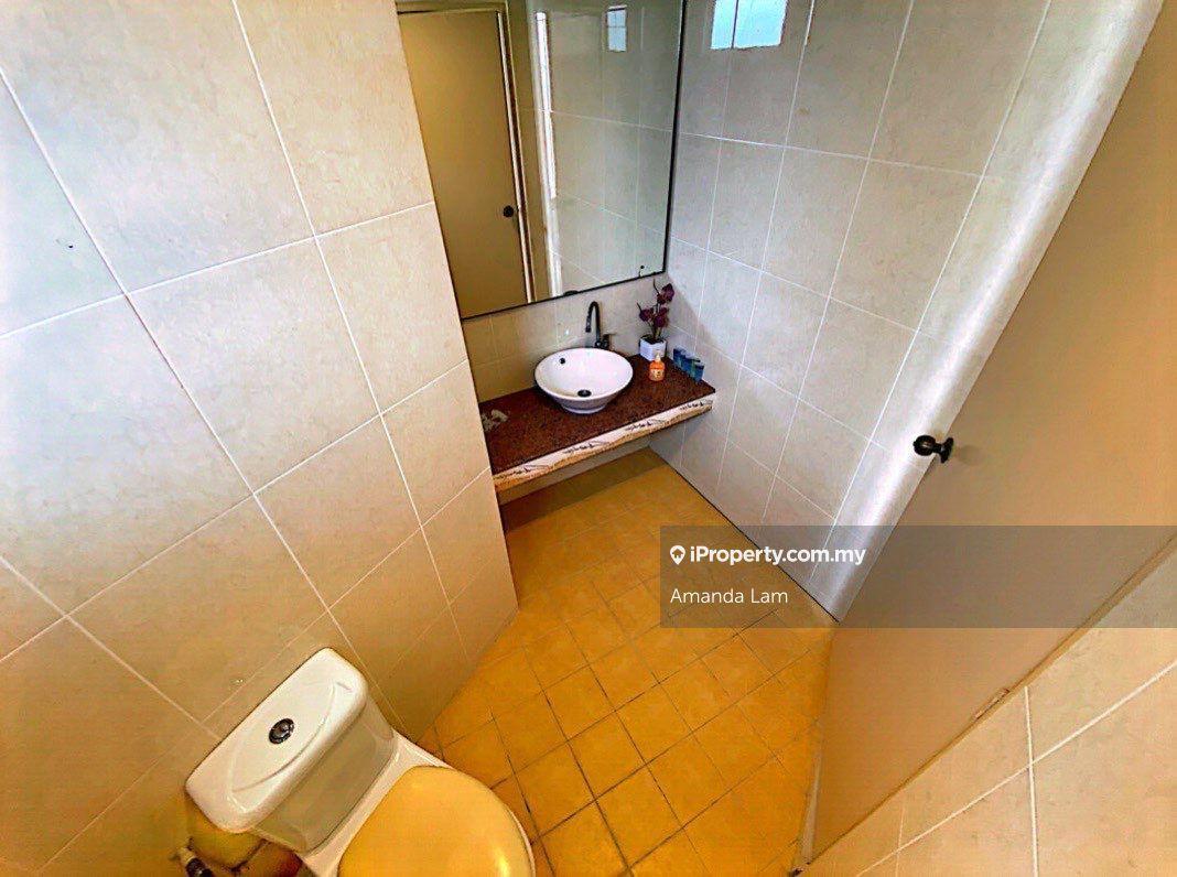 Condominium for Rent in Putra Marine Resort by Amanda Lam - iProperty.com.my
